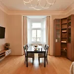 Vinohrady Retreat 2bdr *