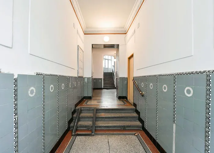 Апартаменты Vinohrady Retreat 2bdr