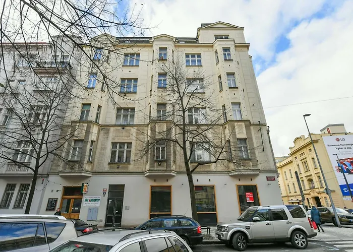 Апартаменты Vinohrady Retreat 2bdr Прага